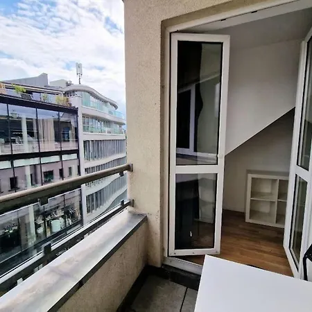 Apartament In The Heart Of 51 Berlin